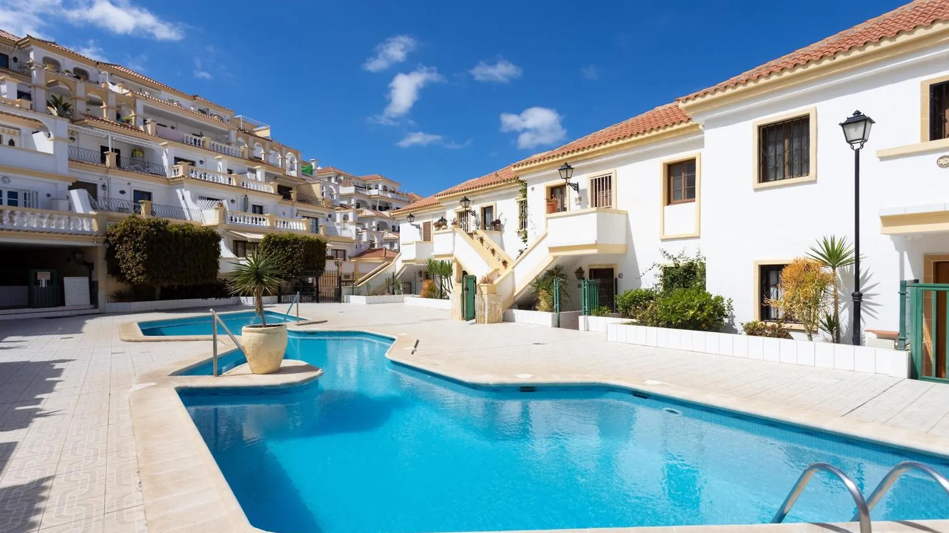Seaescape With Ocean, King Size Bed, Wifi, Smart Tv, Free Parking 2 Pools Access Διαμέρισμα Costa Adeje